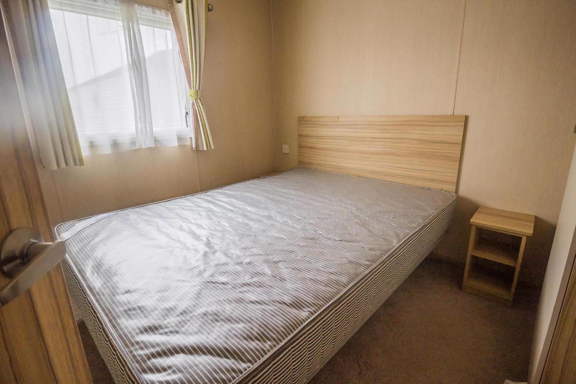 Lovely 4 Berth Holiday Home At Felixstowe Beach Holiday Park Ref 55008Yc Exterior foto